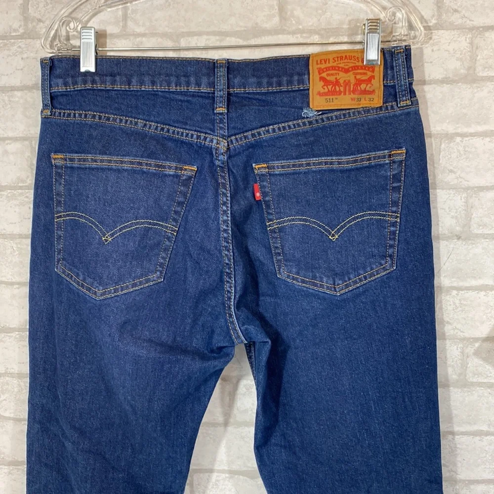 Levi’s 511 distressed jeans size 33x32